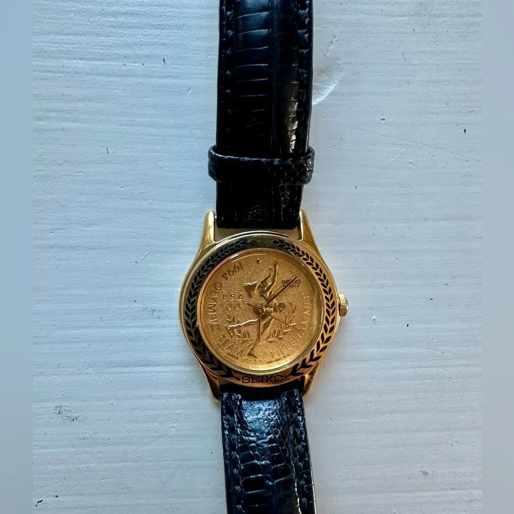 Vintage Olympic Figure Skating Watch Limited Edition Seiko - Picture 2 of 3
